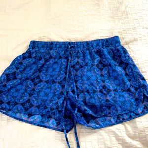Forever 21, women’s pattern shorts
